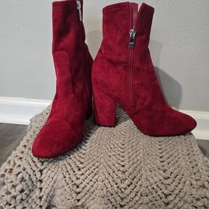 Short suede boots